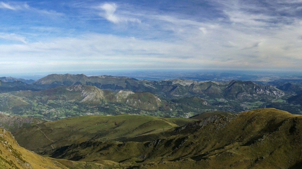 Panorama sur les Pyrénées